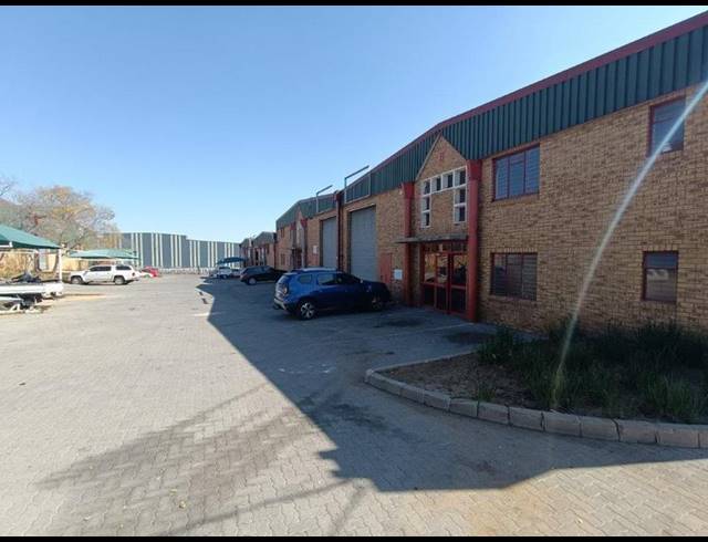 INDUSTRIAL PROPERTY TO RENT IN SAMRAND BUSINESS PARK